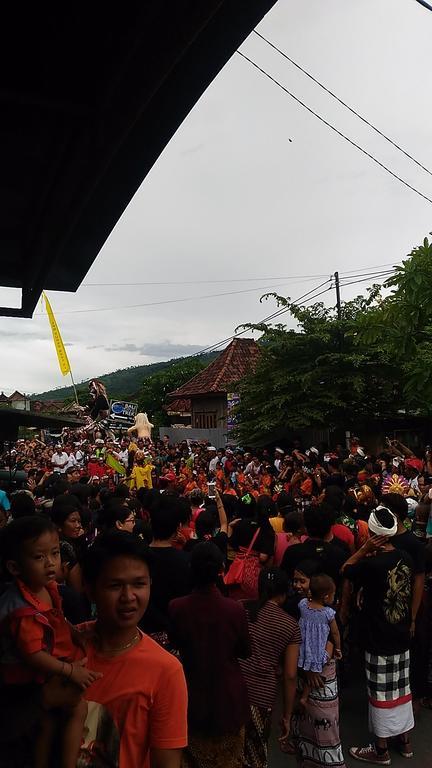 Santa Fe Homestay & Warong Amed Exterior foto